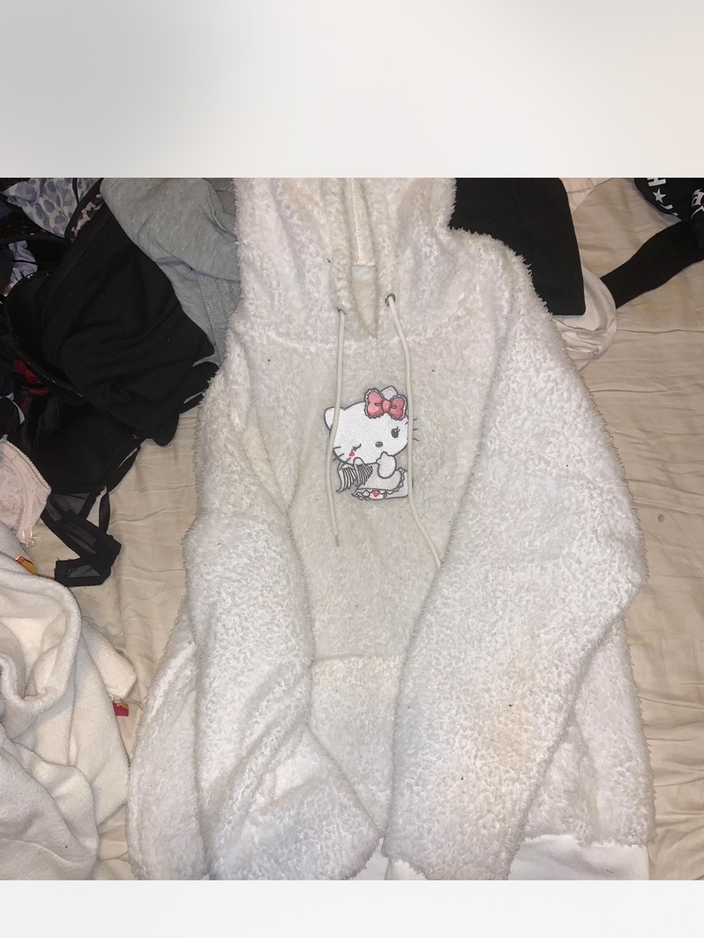 White Plush Hoodie with Cute Hello kitty Patch - Women hoodie